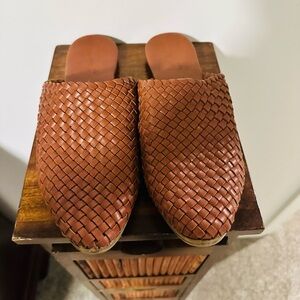 Universal Thread • Slip On Flats